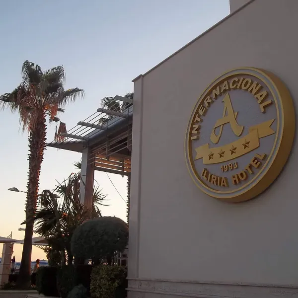 Logo e gdhendur – Hotel Iliria Internacional 2