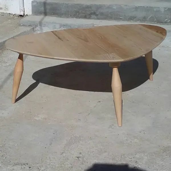 Tavolinë ovale salloni
